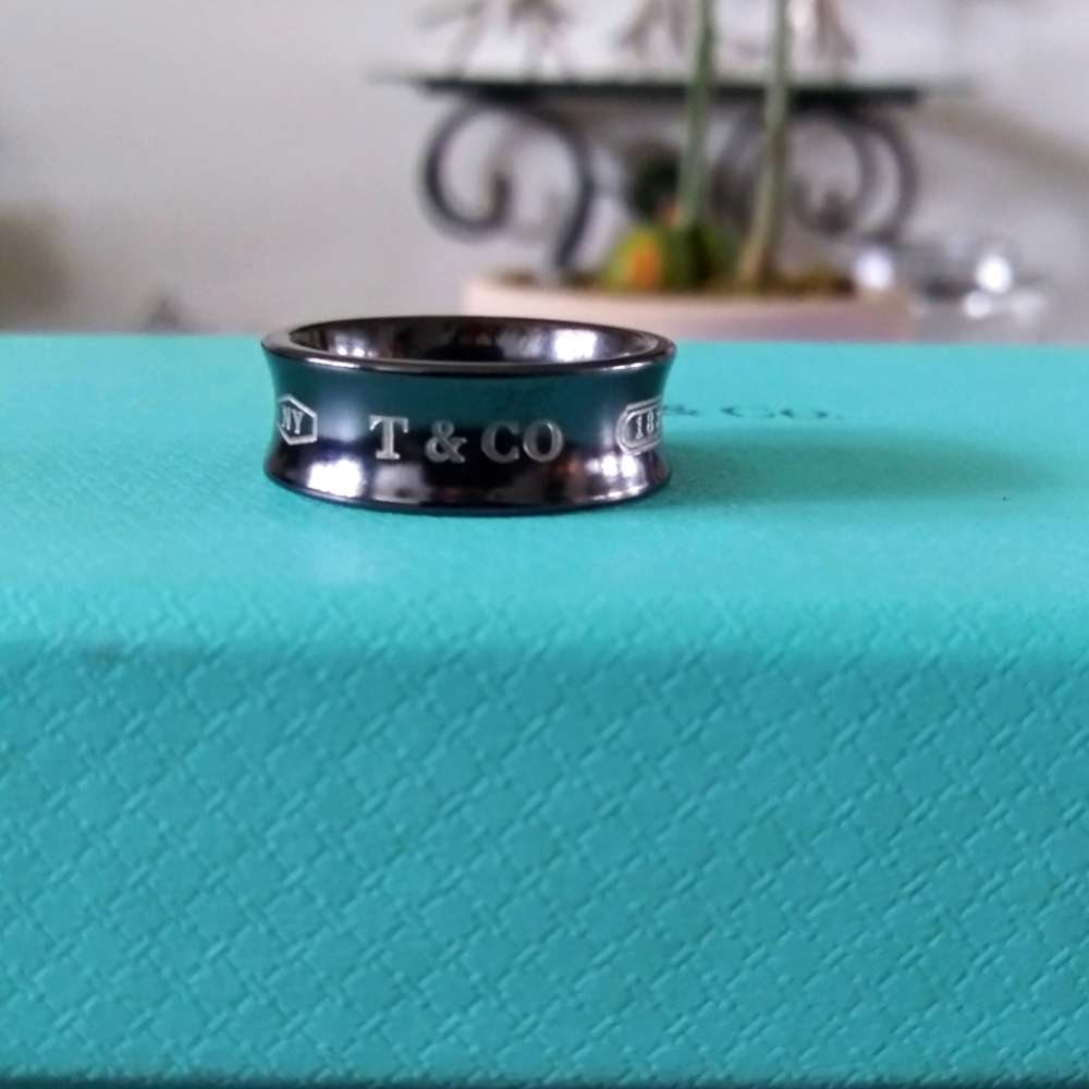 Authentic Tiffany&Co. 1837 band